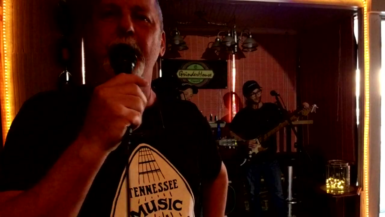 Travis Humphrey and Lucas McCoy LIVE “In the House” | By WFMC Jams