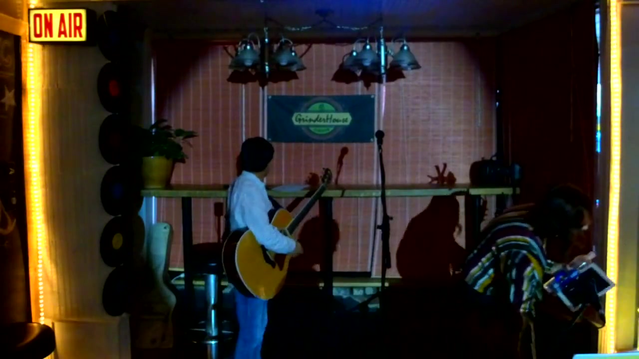 Ava Davis Live “In the House” songwriter, live music, listening room | By WFMC Jams