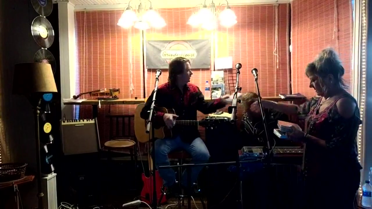 Lonnie Spiker LIVE “In the House” | By WFMC Jams