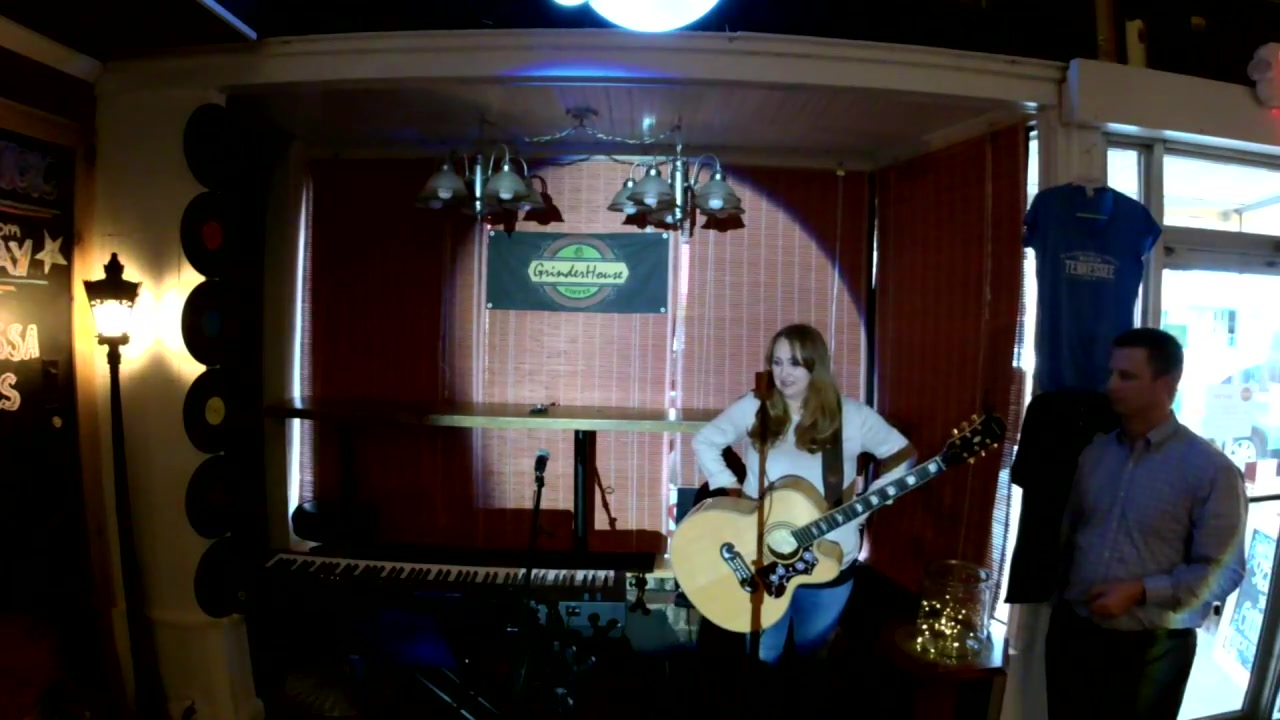 Melissa Elisa Live “In the House” | By WFMC Jams