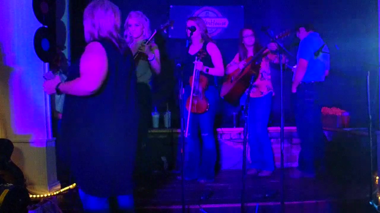 Grandview Pickers Live In the House #songwriter, #livemusic, #listeningroom | By WFMC Jams
